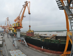 Xuất nhập khẩu: Bước nhảy vọt sau hơn hai thập kỷ